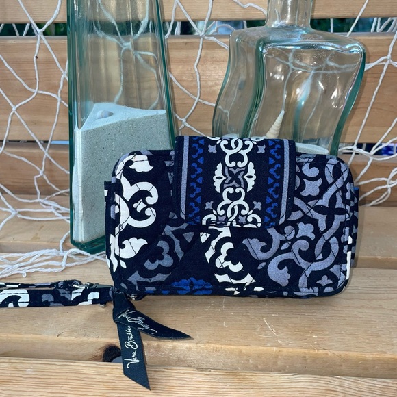 Vera Bradley Handbags - Vera Bradley Canterberry "Cobalt" Wristlet